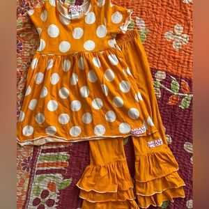 8/9 ruffle girl boutique outfit